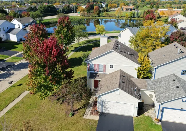 Photo 2 of House for sale at 1858 S Fallbrook Dr, Round Lake, IL 60073 | MLS# 12793536 | Listing updated on 2026-10-30