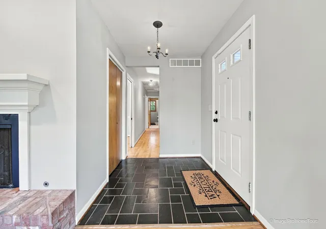 Photo 4 of Single family home for sale at 7223 State Route 71, Yorkville, IL 60560 | MLS# 12793544 | Listing updated on 2026-10-28
