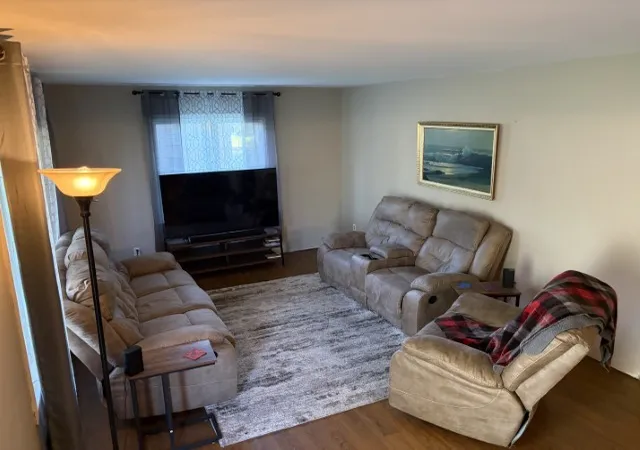 Photo 1 of Single family home for sale at 325 S Elm St, Hull, IL 62343 | MLS# 12793566 | Listing updated on 2026-10-27
