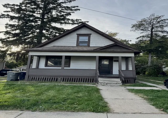 Single family home for sale at 854 S Liberty St, Elgin, IL 60120 | MLS# 12793570