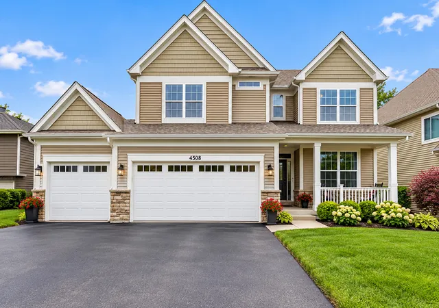 Photo 1 of Single family home for sale at 4508 Drendel Rd, Downers Grove, IL 60515 | MLS# 12793573 | Listing updated on 2026-10-25