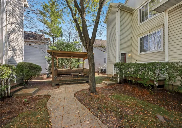 Photo 2 of Condo for sale at 6295 Fremont Dr #6295, Hanover Park, IL 60133 | MLS# 12793575 | Listing updated on 2026-10-27