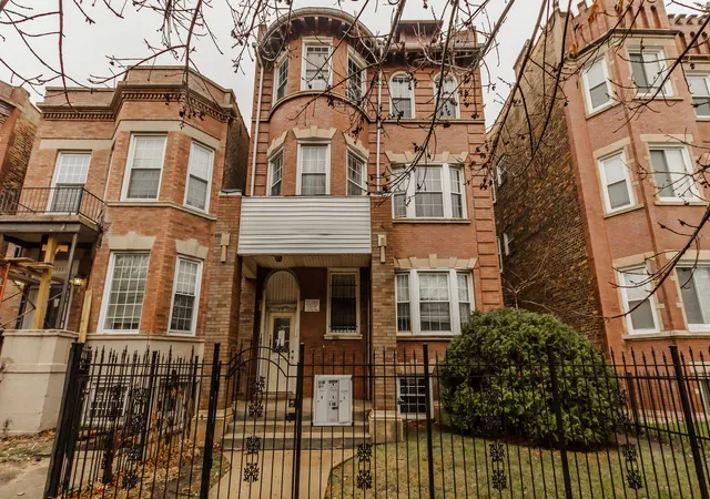 Multi family home for sale at 5729 S Michigan Ave, Chicago, IL 60637 | MLS# 12793589