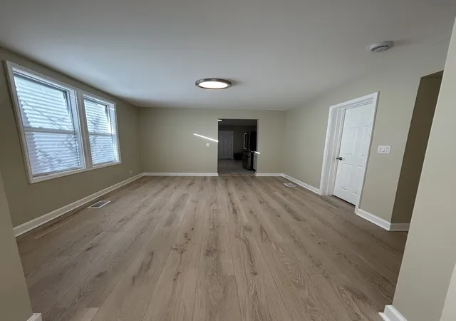 Photo 4 of House for sale at 7038 S Honore St, Chicago, IL 60636 | MLS# 12793599 | Listing updated on 2026-10-29