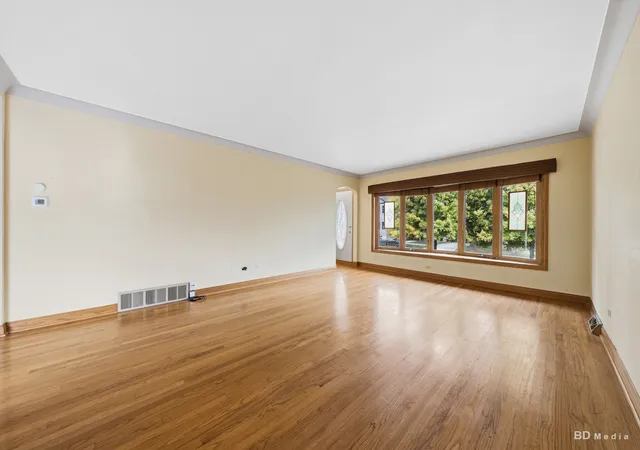 Photo 2 of Single family home for sale at 10926 S Homan Ave, Chicago, IL 60655 | MLS# 12793603 | Listing updated on 2026-10-28