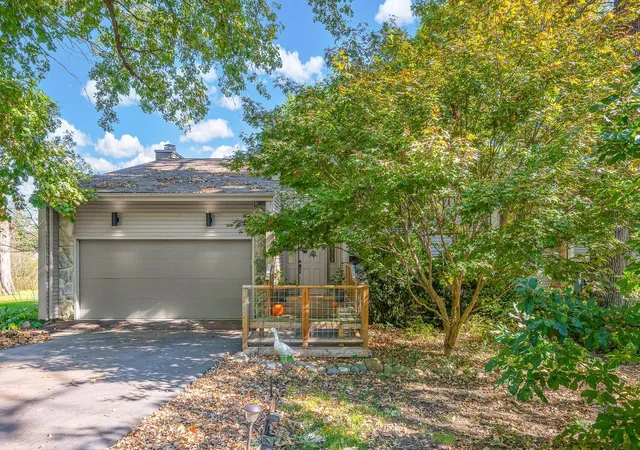 Photo 1 of Single family home for sale at 13523 Burr Oak Rd, Bloomington, IL 61705 | MLS# 12793610 | Listing updated on 2026-10-27