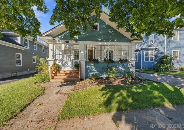 Photo 1 of Single family home for sale at 102 Anderson Blvd, Geneva, IL 60134 | MLS# 12793615 | Listing updated on 2026-10-25
