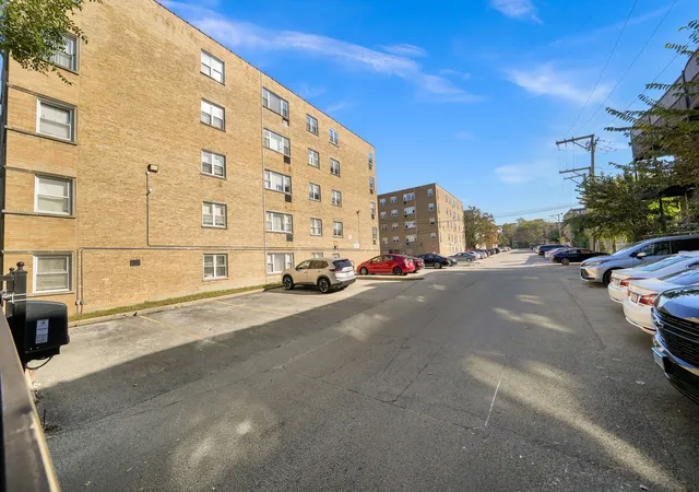 Photo 1 of Condo for sale at 6161 N Hoyne Ave #504, Chicago, IL 60659 | MLS# 12793623 | Listing updated on 2026-10-27