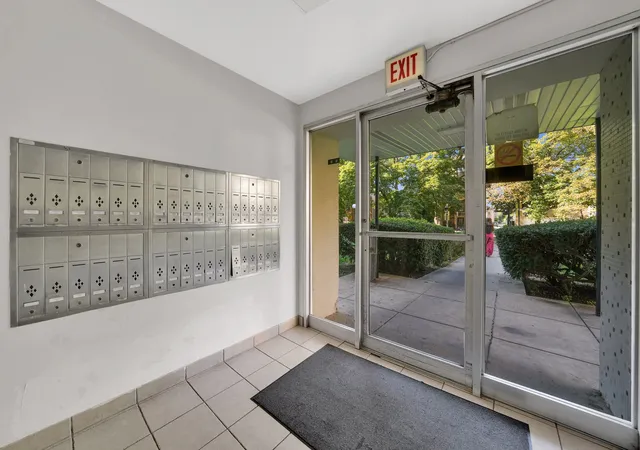 Photo 2 of Condo for sale at 6161 N Hoyne Ave #504, Chicago, IL 60659 | MLS# 12793623 | Listing updated on 2026-10-27