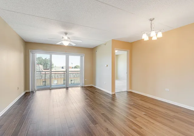 Photo 3 of Condo for sale at 225 Main St #213, Roselle, IL 60172 | MLS# 12793632 | Listing updated on 2026-10-27