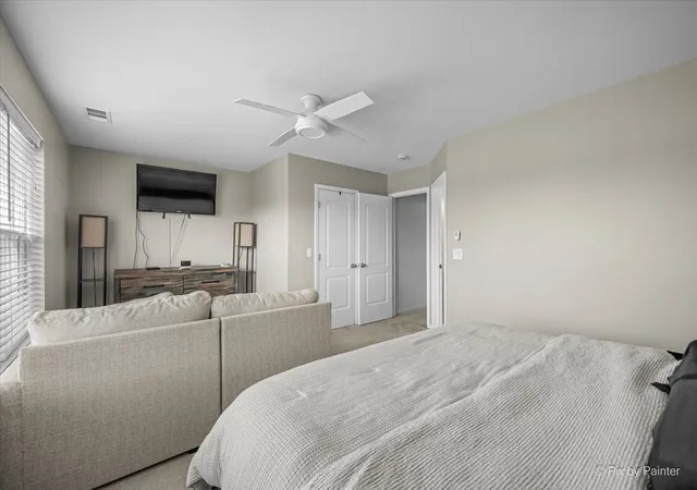 Photo 2 of Townhouse for sale at 507 Windham Cvs Dr, Crystal Lake, IL 60014 | MLS# 12793645 | Listing updated on 2026-10-27