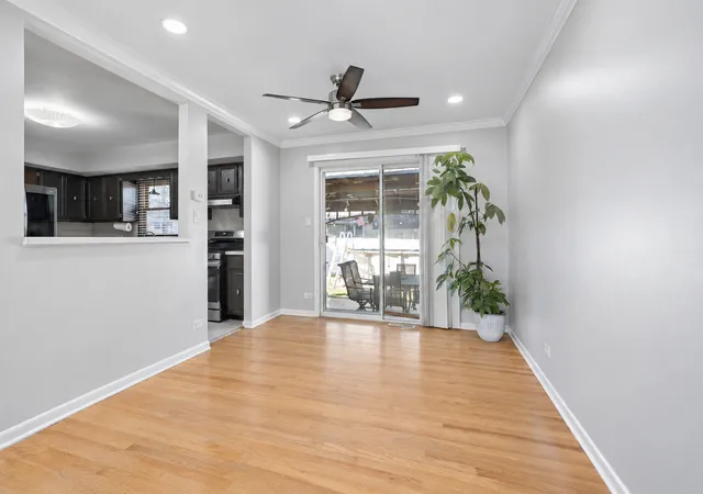 Photo 4 of Single family home for sale at 17020 Oconto Ave, Tinley Park, IL 60477 | MLS# 12793662 | Listing updated on 2026-10-29