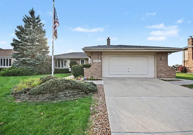 Photo 1 of Single family home for sale at 16306 Bormet Dr, Tinley Park, IL 60477 | MLS# 12793667 | Listing updated on 2026-10-30