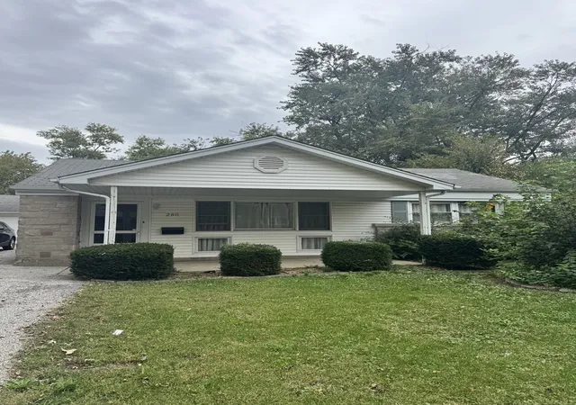 Single family home for sale at 280 Mohawk St, Park Forest, IL 60466 | MLS# 12793671