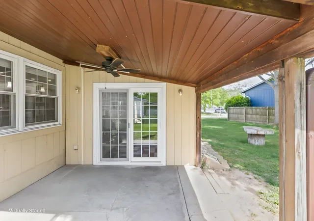 Photo 3 of Townhouse for sale at 4401 Woodglen Ln #1, Mt Vernon, IL 62864 | MLS# 12793687 | Listing updated on 2026-10-27