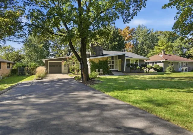 Photo 1 of Single family home for sale at 2918 Witchwood Ln, Waukegan, IL 60087 | MLS# 12793690 | Listing updated on 2026-10-27