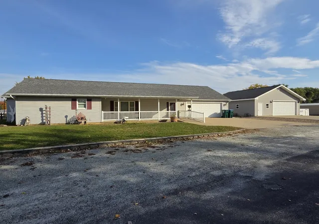 Single family home for sale at 404 W 15th Street, Rock Falls, IL 61071 | MLS# 12793717