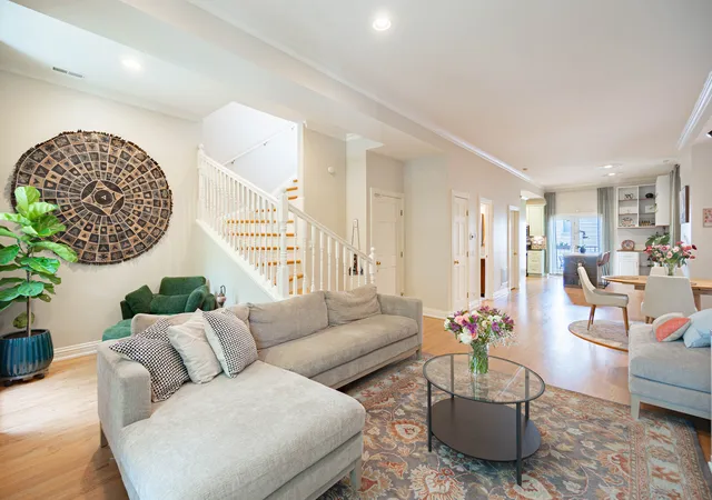 Listing Photo 1 - Condo for sale in building located at 1445 N Mohawk St, Chicago, IL 60610 - Unit #2