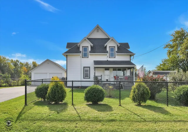 Single family home for sale at 9543 W Barr Rd, Peotone, IL 60468 | MLS# 12793750