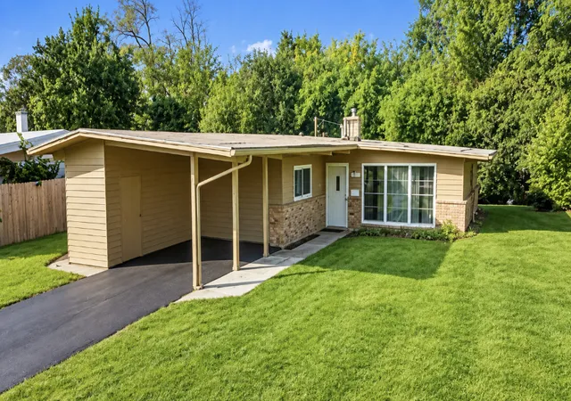 Single family home for sale at 1142 Parkview Ave, Chicago Heights, IL 60411 | MLS# 12793753