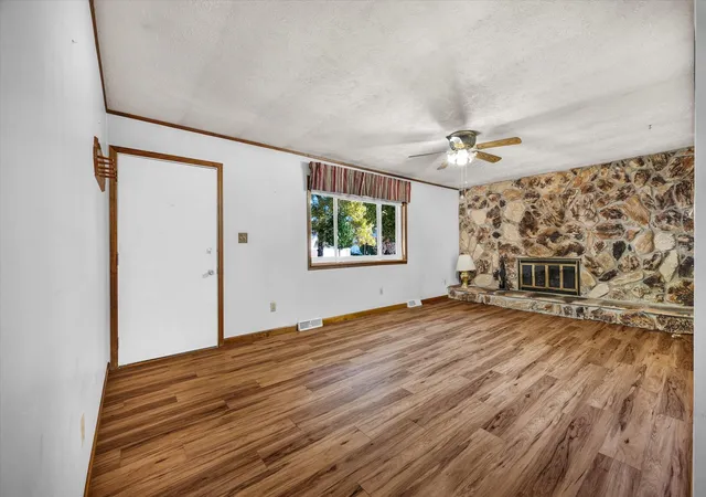 Photo 4 of Single family home for sale at 1907 Herbert St, Bloomington, IL 61701 | MLS# 12793755 | Listing updated on 2026-10-30