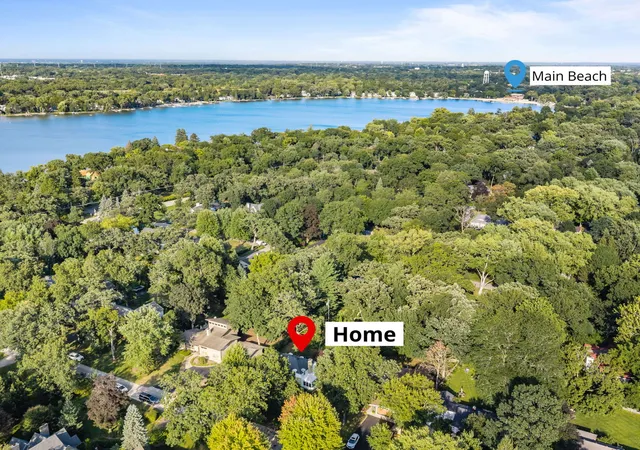 Photo 4 of Single family home for sale at 365 Hampshire Ln, Lakewood, IL 60014 | MLS# 12793777 | Listing updated on 2026-10-29