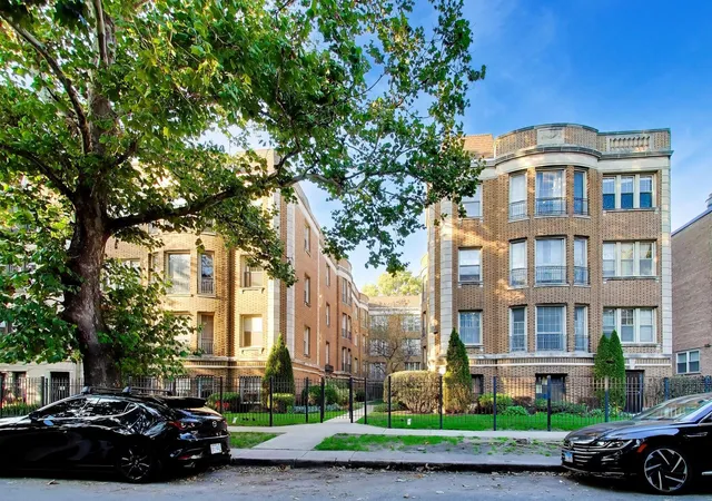 Condo for sale at 1526 W Fargo Ave #2S, Chicago, IL 60626 | MLS# 12793790