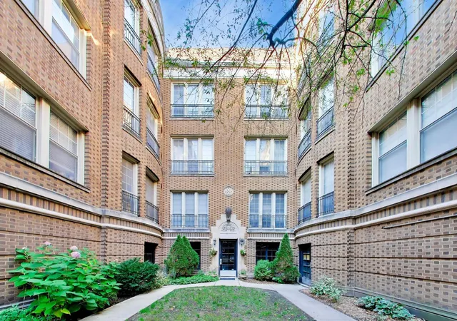 Photo 1 of Condo for sale at 1526 W Fargo Ave #2S, Chicago, IL 60626 | MLS# 12793790 | Listing updated on 2026-10-27