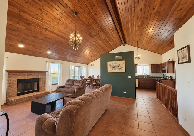 Photo 2 of Single family home for sale at 1911 Sunshine Ct, Zion, IL 60099 | MLS# 12793828 | Listing updated on 2026-10-27