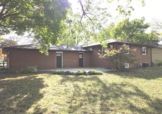 Photo 3 of Single family home for sale at 308 E Franklin St, Fisher, IL 61843 | MLS# 12793840 | Listing updated on 2026-10-27