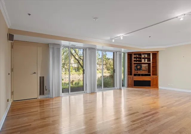 Photo 3 of Condo for sale at 7030 Arbor Ln #102, Northfield, IL 60093 | MLS# 12793843 | Listing updated on 2026-10-28