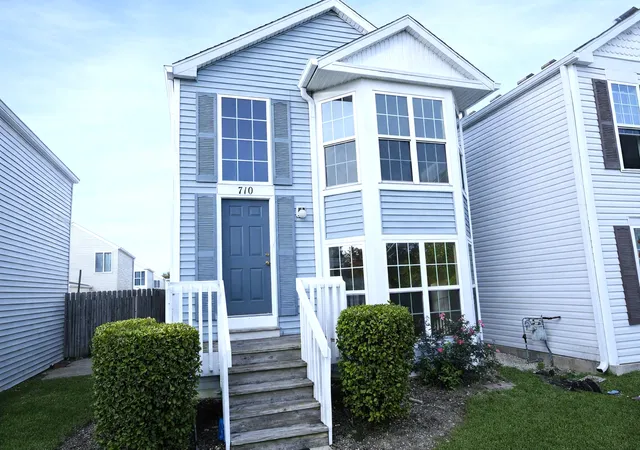 Photo 1 of Condo for sale at 710 Four Seasons Blvd #710, Aurora, IL 60504 | MLS# 12793844 | Listing updated on 2026-10-29