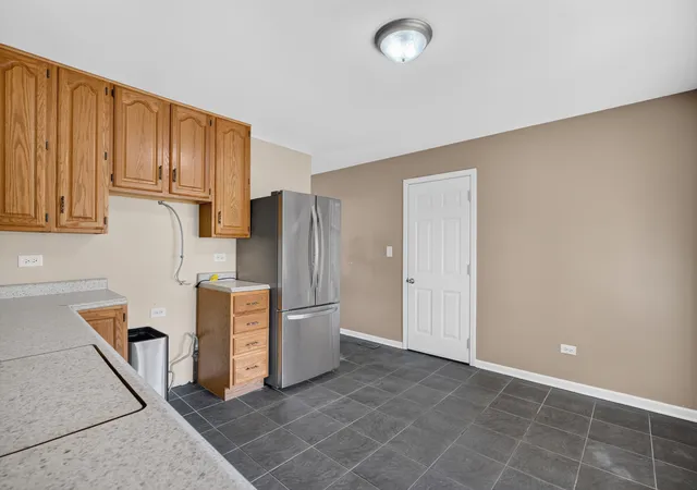 Photo 3 of Single family home for sale at 436 Fenton Ave, Romeoville, IL 60446 | MLS# 12793875 | Listing updated on 2026-10-29