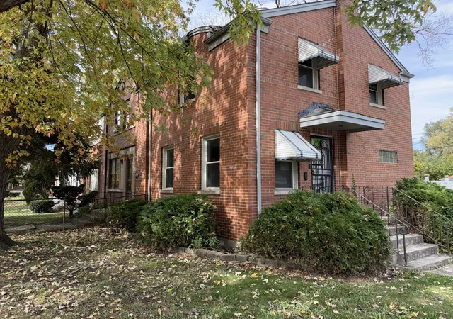Photo 1 of Townhouse for sale at 2152 E 100th Street, Chicago, IL 60617 | MLS# 12793877 | Listing updated on 2026-10-28