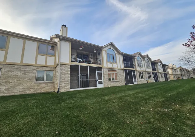 Photo 1 of Condo for sale at 18433 Pine Cone Dr #2, Tinley Park, IL 60477 | MLS# 12793897 | Listing updated on 2026-10-28