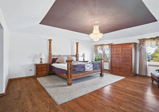 Photo 3 of Single family home for sale at 17915 Semmler Ct, Tinley Park, IL 60487 | MLS# 12793908 | Listing updated on 2026-10-27