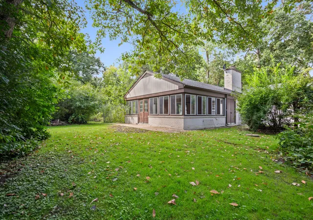 Photo 2 of Single family home for sale at 23379 Forest Ct, Deerfield, IL 60015 | MLS# 12793913 | Listing updated on 2026-10-26