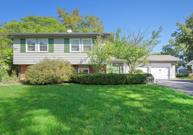 Single family home for sale at 21w040 Kensington Rd, Lombard, IL 60148 | MLS# 12793925