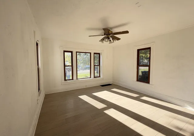 Photo 3 of Single family home for sale at 511 3rd Avenue, Rock Falls, IL 61071 | MLS# 12793926 | Listing updated on 2026-10-29
