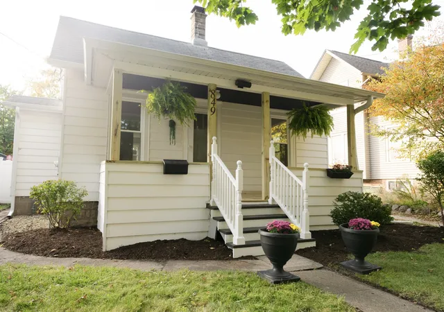 Photo 1 of Single family home for sale at 849 N 11th Street, De Kalb, IL 60115 | MLS# 12793943 | Listing updated on 2026-10-27