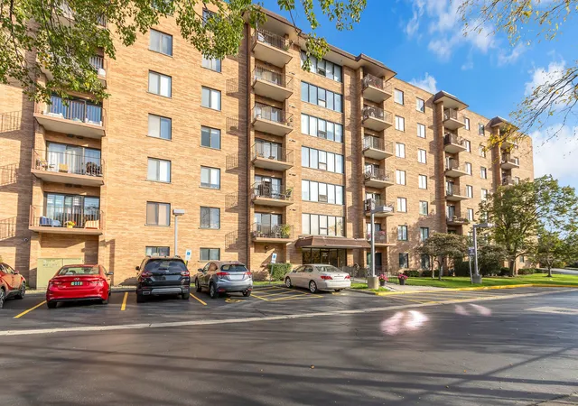 Condo for sale at 1777 W Crystal Ln #206, Mount Prospect, IL 60056 | MLS# 12793960