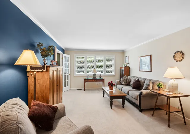Photo 3 of Townhouse for sale at 1251 Briarwood Ln, Libertyville, IL 60048 | MLS# 12793963 | Listing updated on 2026-10-27