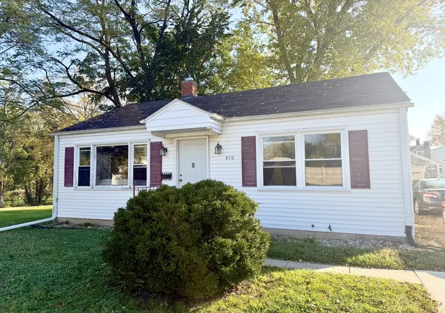 Photo 1 of Single family home for sale at 810 Green St, Ottawa, IL 61350 | MLS# 12793986 | Listing updated on 2026-10-27