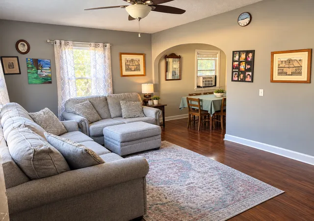 Photo 2 of Single family home for sale at 810 Green St, Ottawa, IL 61350 | MLS# 12793986 | Listing updated on 2026-10-27