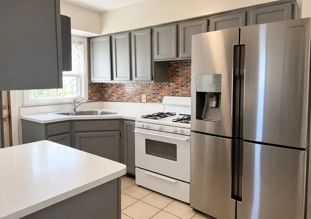 Photo 4 of Single family home for sale at 810 Green St, Ottawa, IL 61350 | MLS# 12793986 | Listing updated on 2026-10-27
