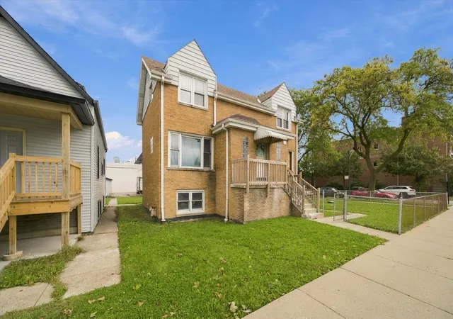 Photo 1 of Land for sale at 4337 N Cicero Ave, Chicago, IL 60641 | MLS# 12793989 | Listing updated on 2026-10-27