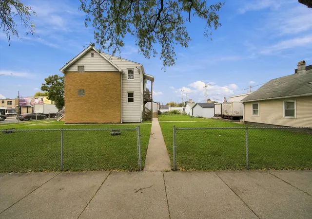 Photo 4 of Land for sale at 4337 N Cicero Ave, Chicago, IL 60641 | MLS# 12793989 | Listing updated on 2026-10-27