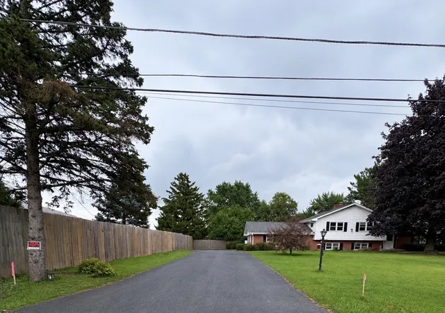 Photo 1 of Single family home for sale at 39075 N Winchester Rd, Wadsworth, IL 60083 | MLS# 12794004 | Listing updated on 2026-10-29