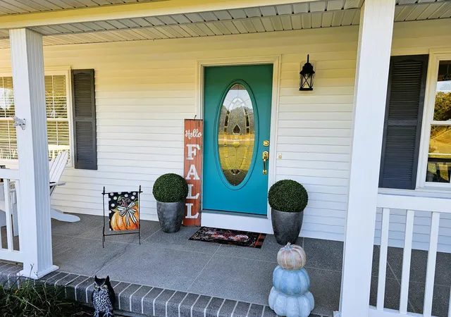 Photo 3 of Single family home for sale at 18121 N Jefferson Fld Ln, Mt Vernon, IL 62864 | MLS# 12794008 | Listing updated on 2026-10-28