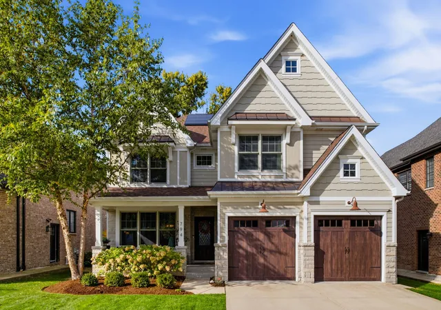 Single family home for sale at 794 S Poplar Ave, Elmhurst, IL 60126 | MLS# 12794009